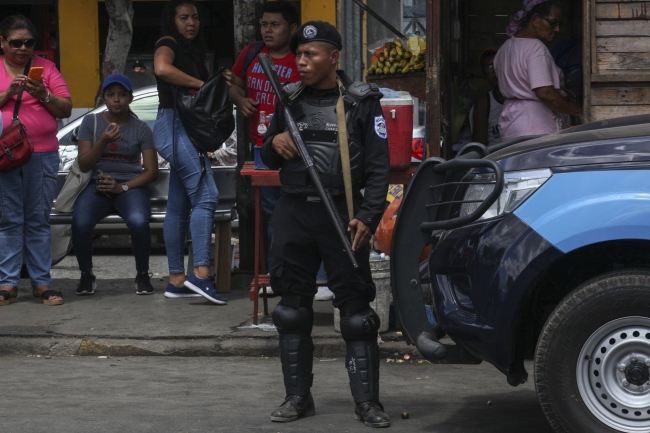 Nikaragua'da onlarca tutuklu serbest bırakıldı